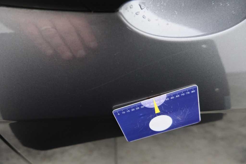 Jaguar XE 2015 photo 7