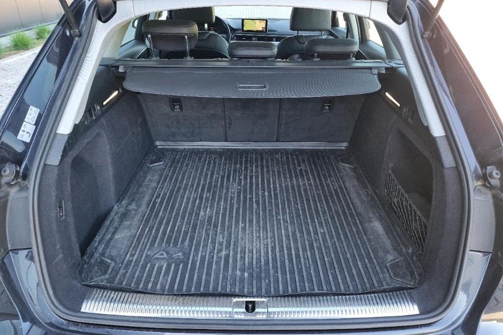 Audi A4 Avant 2016 photo 10