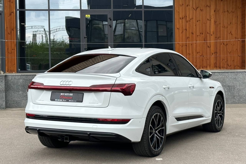 Audi e-tron Sportback 55 95kWh 2021 photo 5