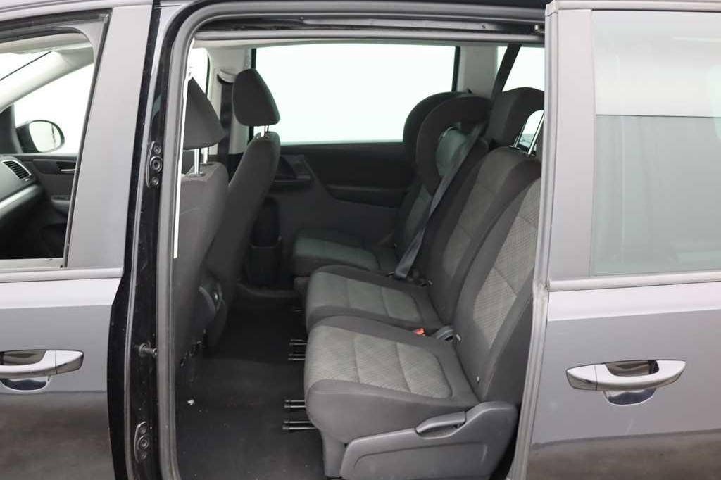 Volkswagen Sharan 2016 photo 2