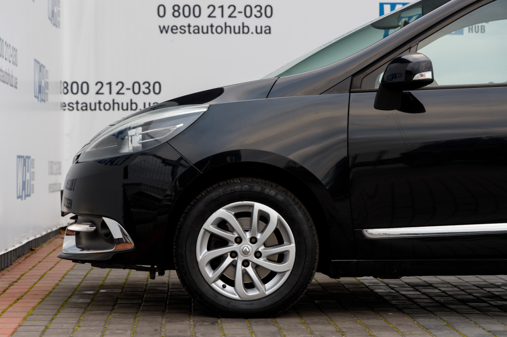 Renault Grand Scenic photo 6