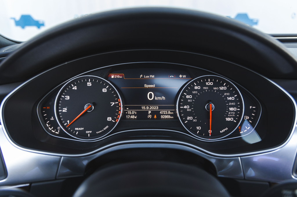 Audi A6 S-Line 2017 фото 20