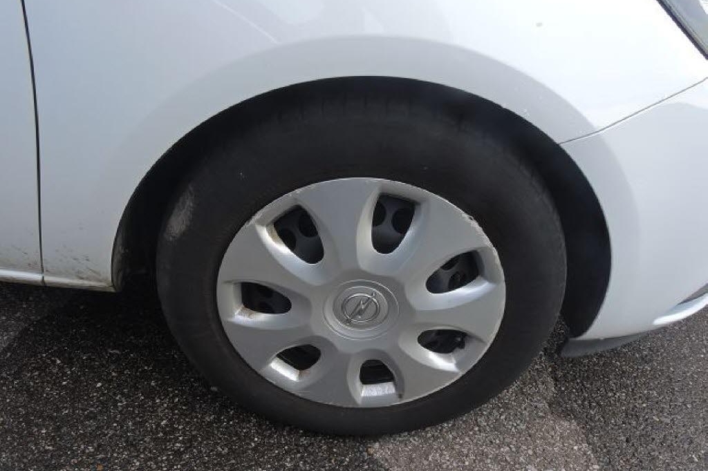 Opel Corsa 2018 фото 12