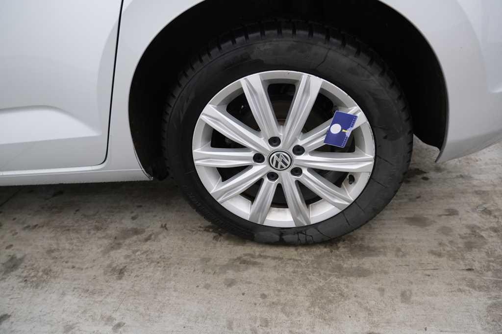 Volkswagen Touran 2016 photo 11