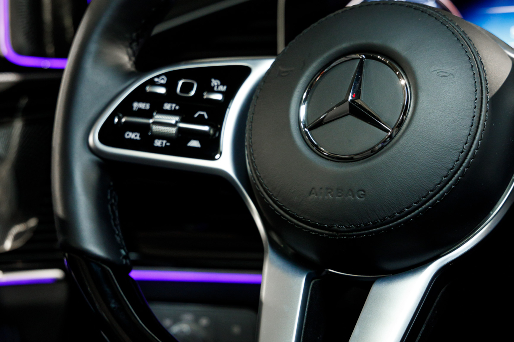 Mercedes-Benz Maybach GLS 600 2022 photo 39