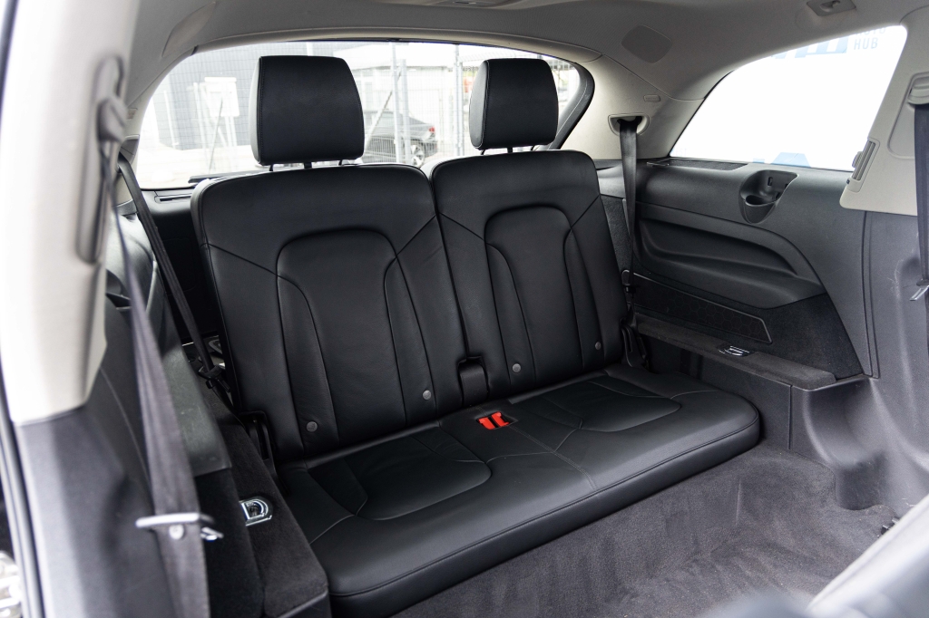 Audi Q7 2015 фото Audi Q7 2015 фото 35