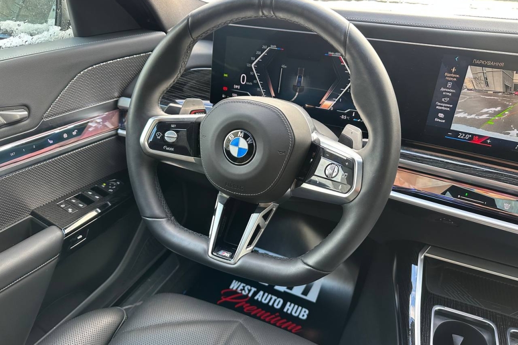 BMW 7 Series 740d 2024 фото BMW 7 Series 740d 2024 фото 22