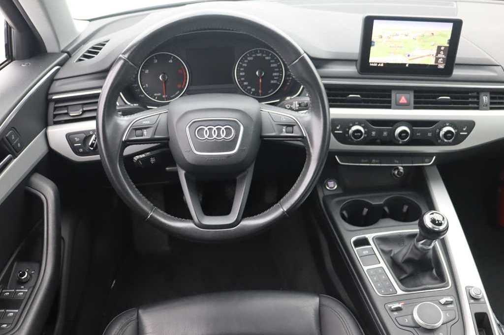 Audi A4 2016 photo 6