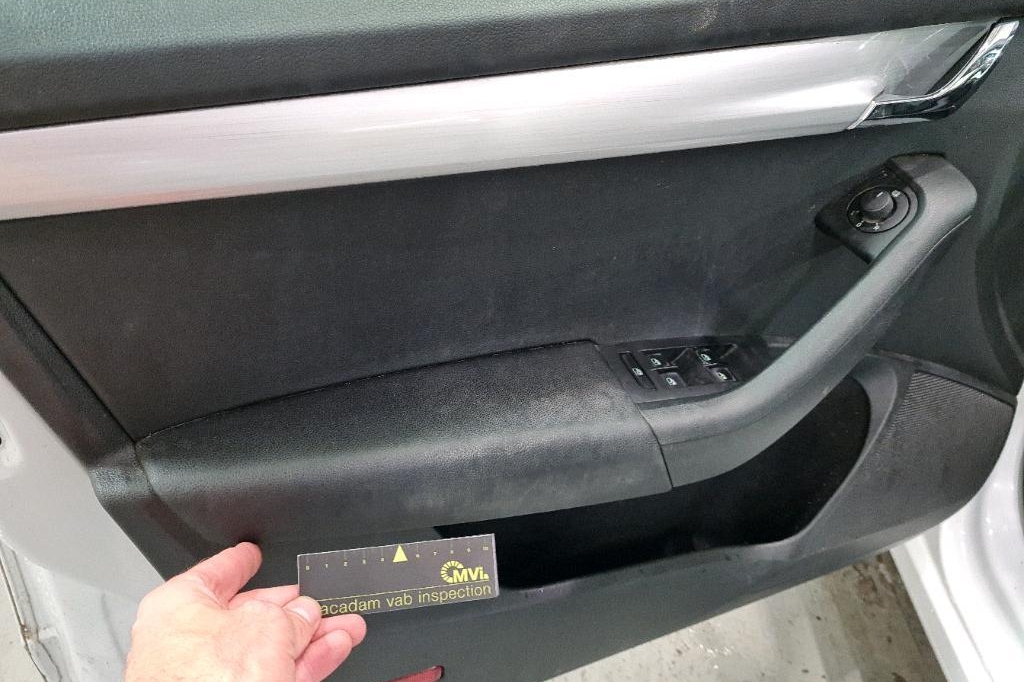 Skoda Octavia Combi 2018 фото 10