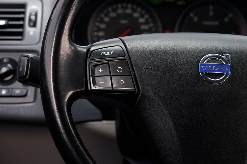 Volvo V50 2009 фото 26