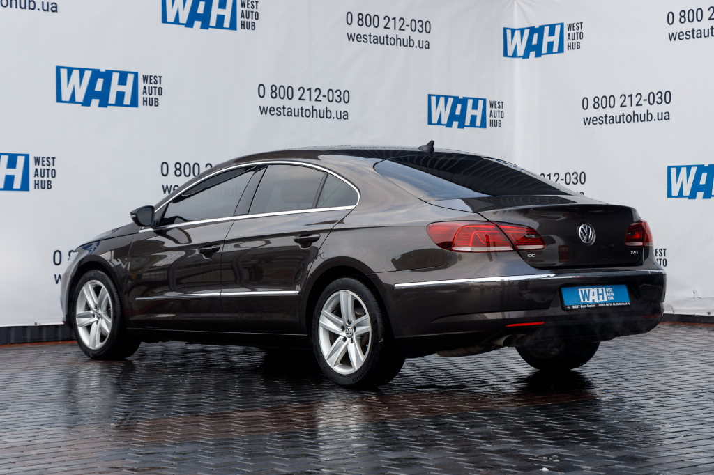 Volkswagen CC 2012 photo 5