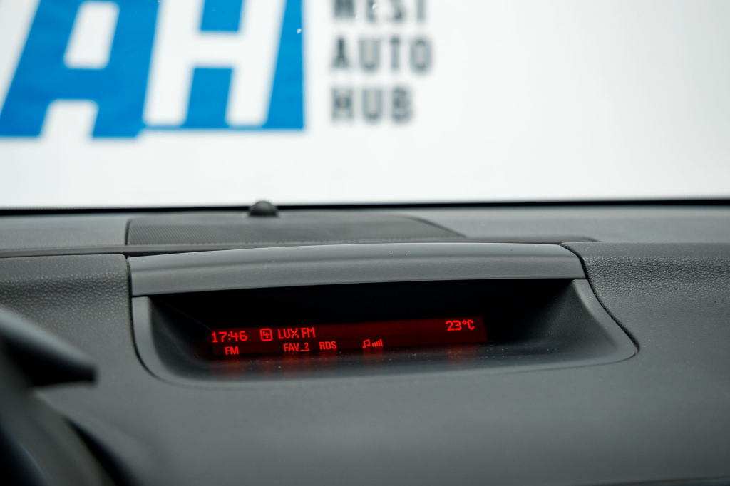 Opel Meriva 2011 фото 16