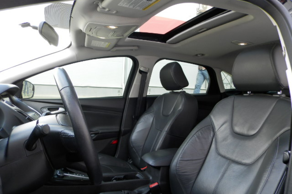 Ford Focus TITANIUM 2017 photo 15