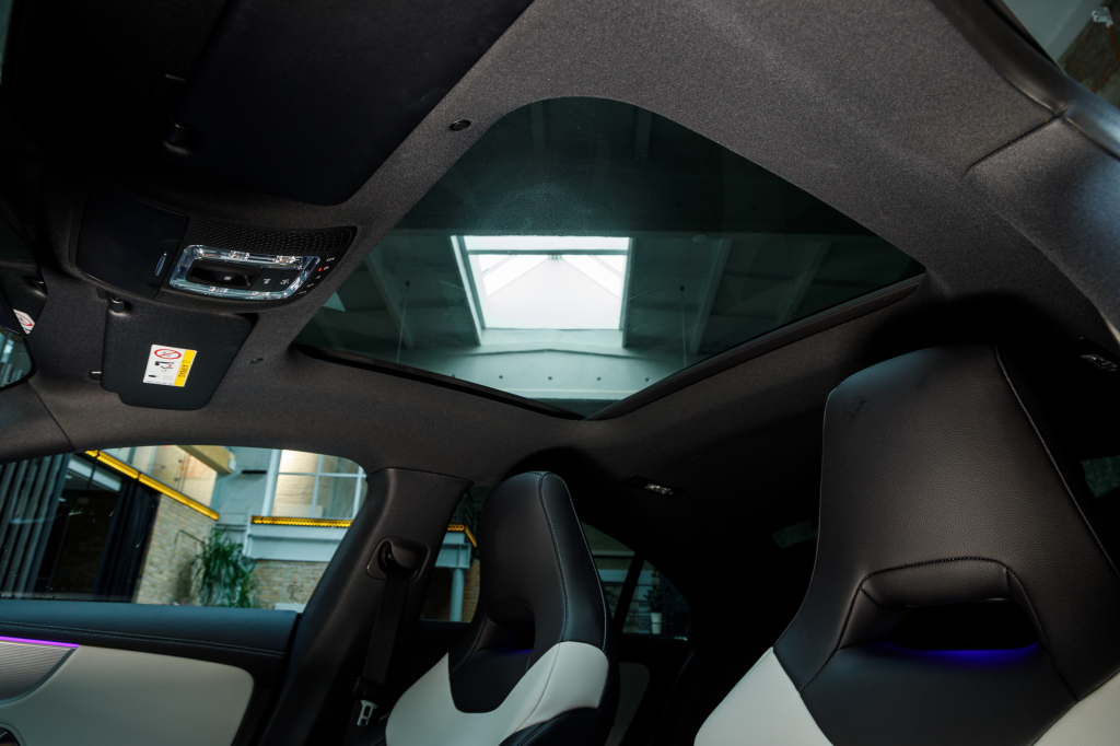 Mercedes-Benz CLA 250 2019 photo 12