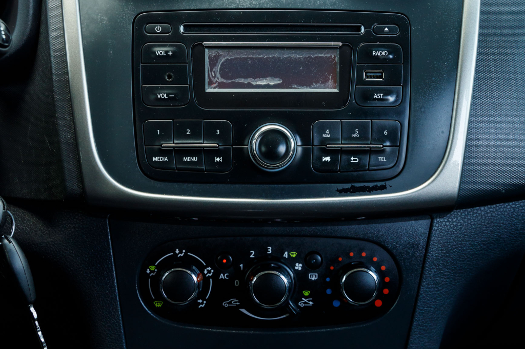 Dacia Logan MCV 2013 фото 21