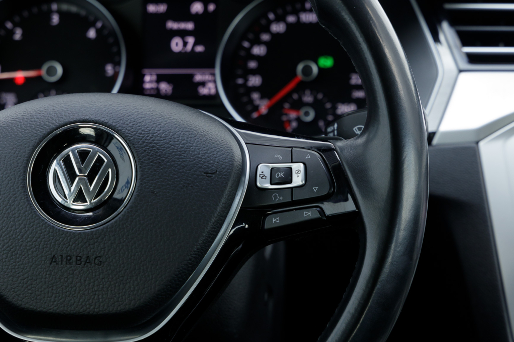 Volkswagen Passat B8 2017 фото 22