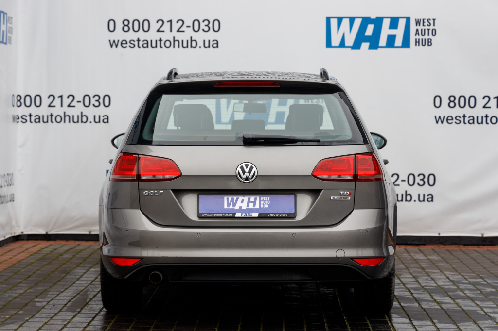 Volkswagen Golf VII photo 4
