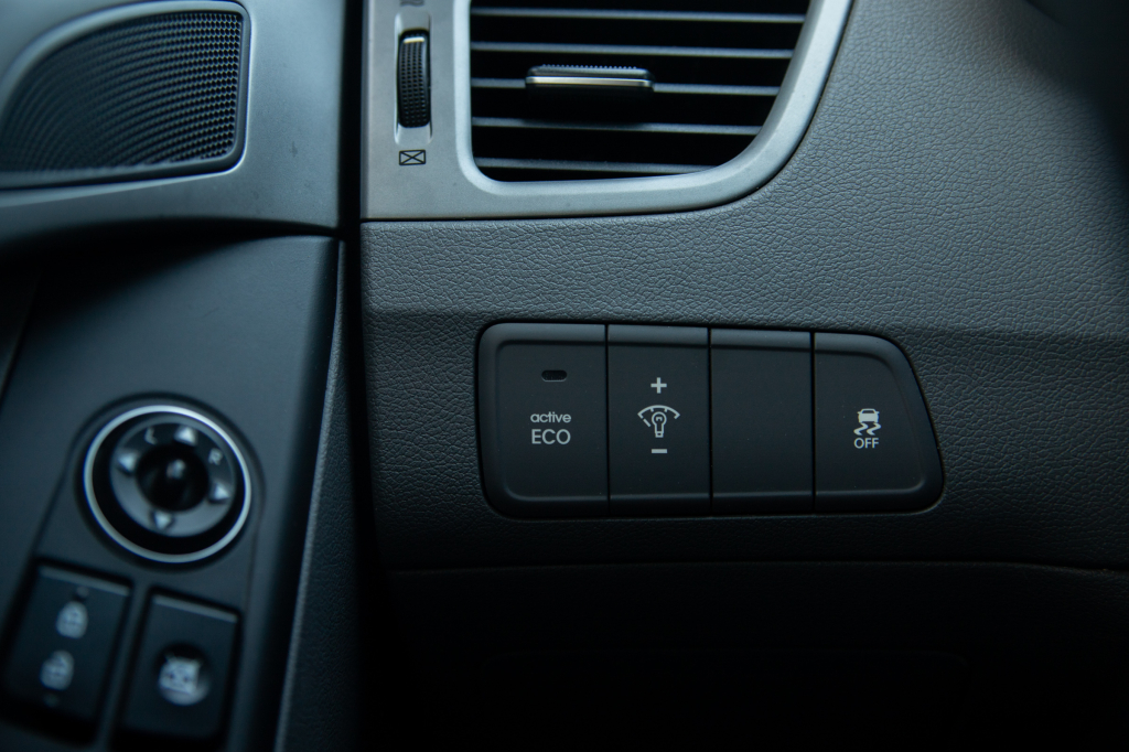 Hyundai Elantra SE 2015 фото 17