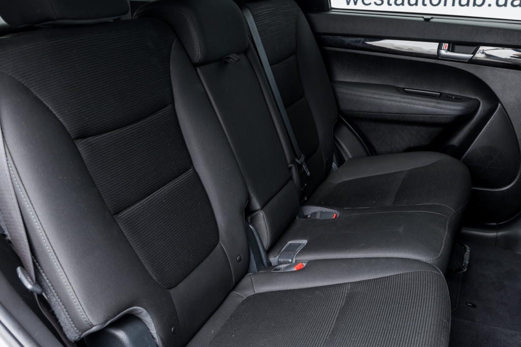 Kia Sorento LX 2013 фото 9