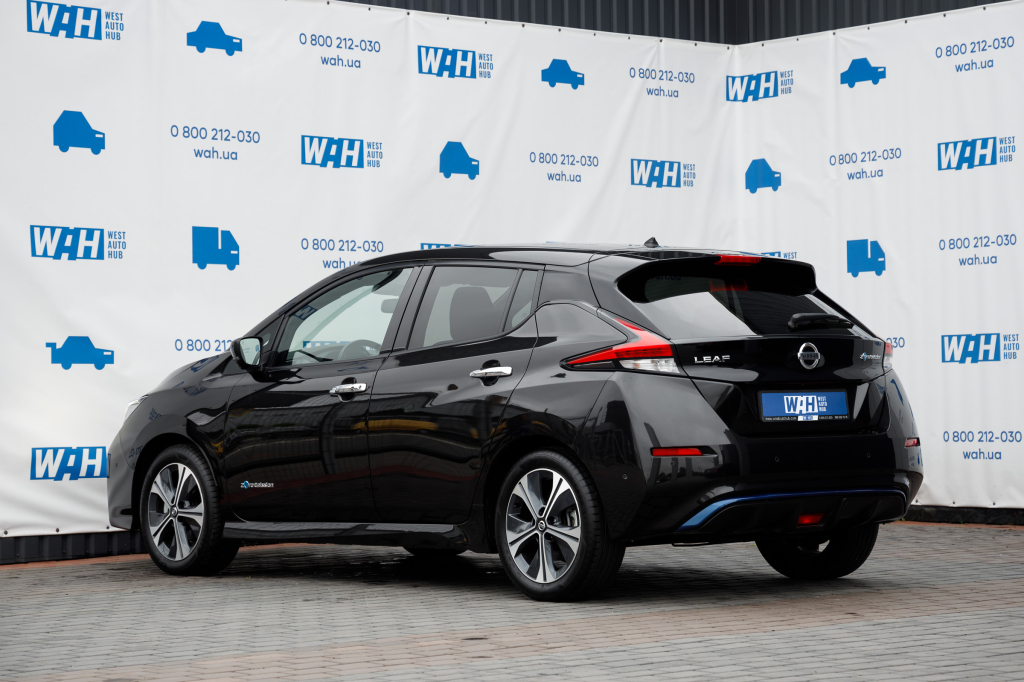 Nissan Leaf TEKNA 40 kWh photo 4