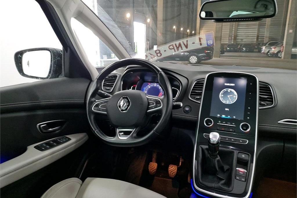 Renault Grand Scenic 2019 фото 2