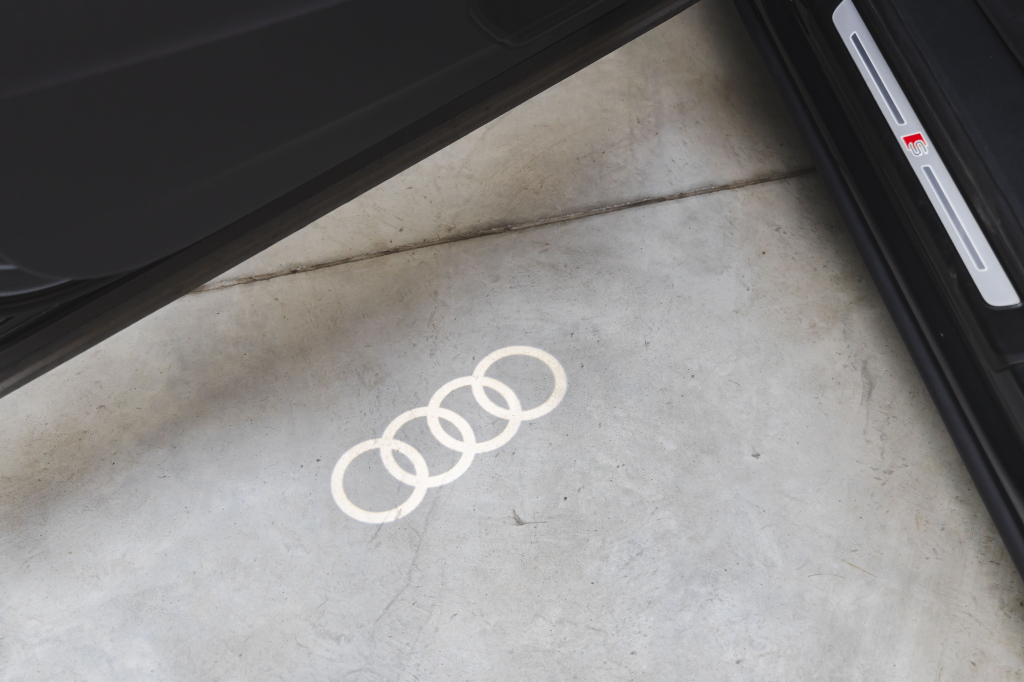 Audi Q7 S-Line 2021 photo 18