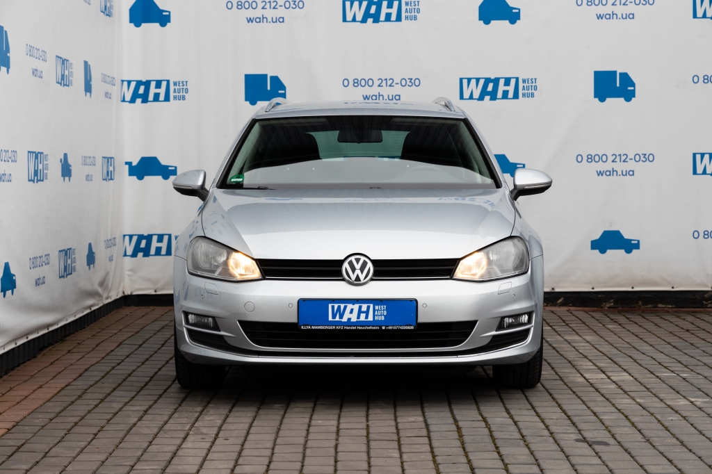 Volkswagen Golf Allstar 2016 фото Volkswagen Golf Allstar 2016 фото 3