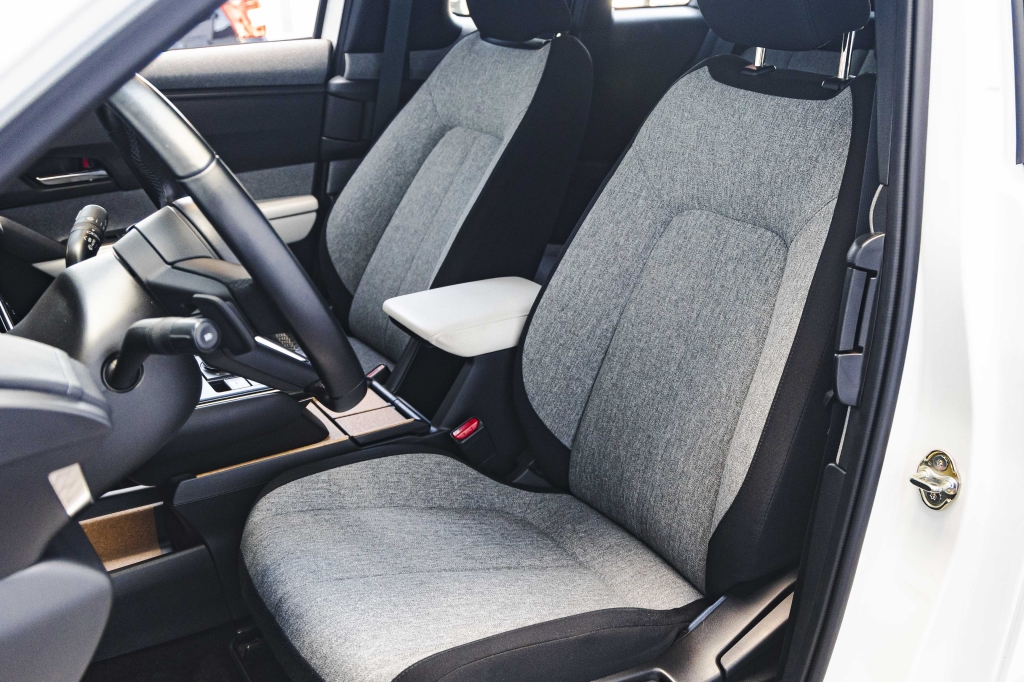 Mazda MX-30 Elecrtic 2021 фото 17