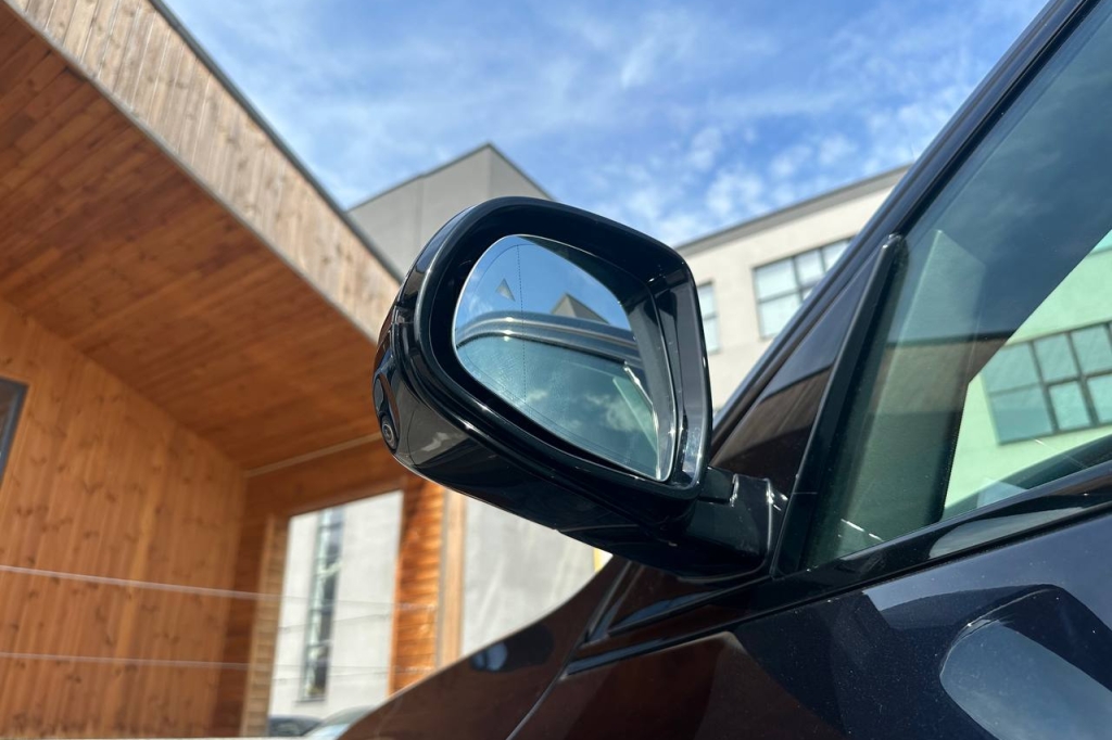 BMW X7 M50d 2020 фото 9