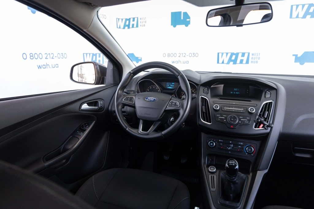 Ford Focus 2016 photo 23