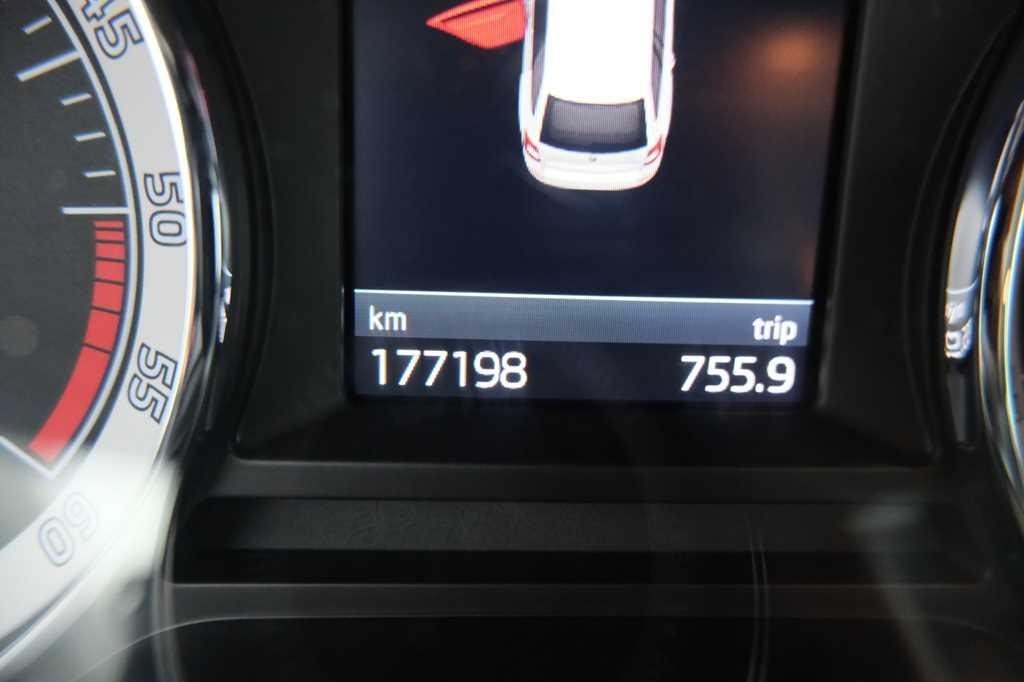 Skoda Octavia Combi 2017 фото 4