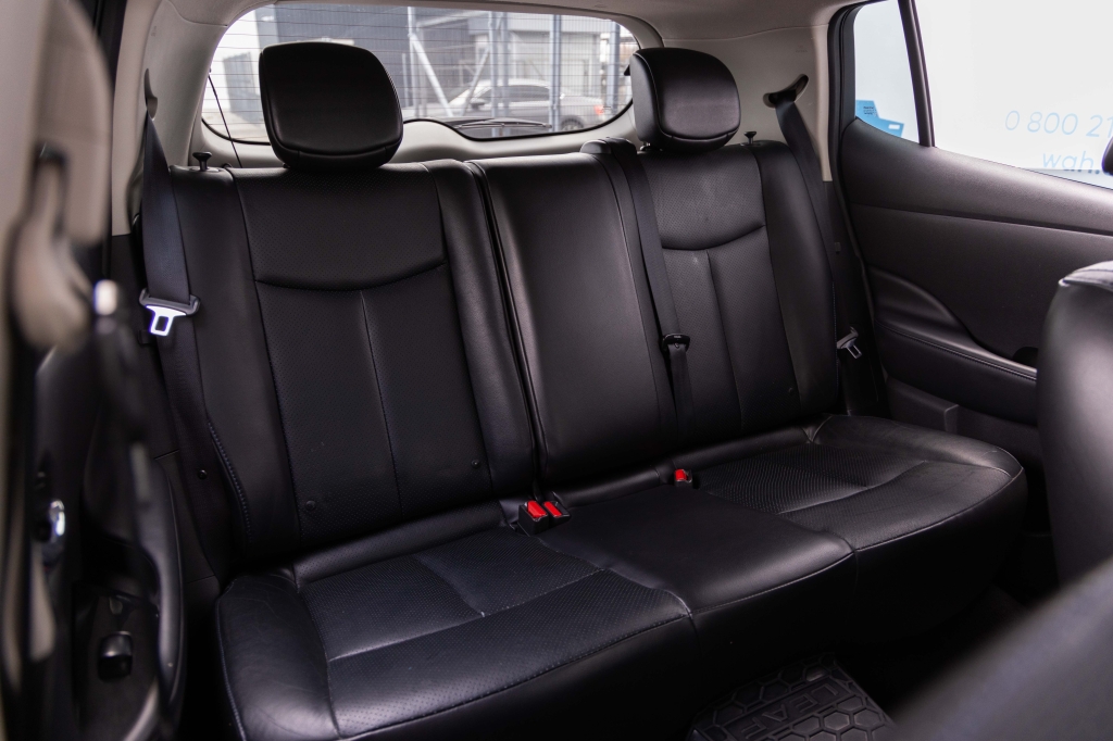 Nissan Leaf 2013 фото 26