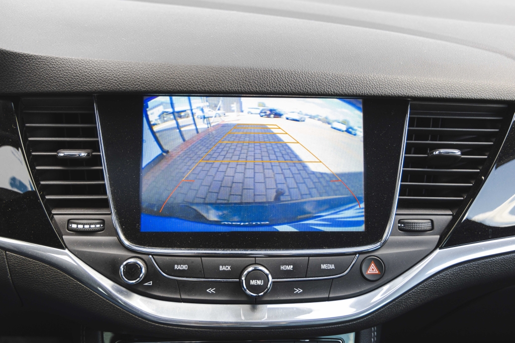 Opel Astra K 2016 фото 21