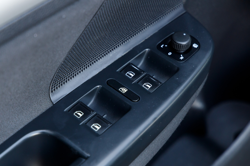 Volkswagen Golf VI 2013 photo 21