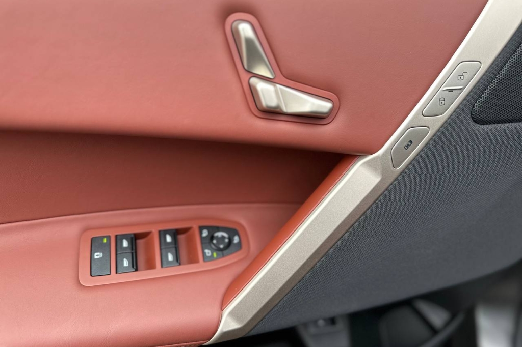 BMW iX xDrive40 2023 photo 11