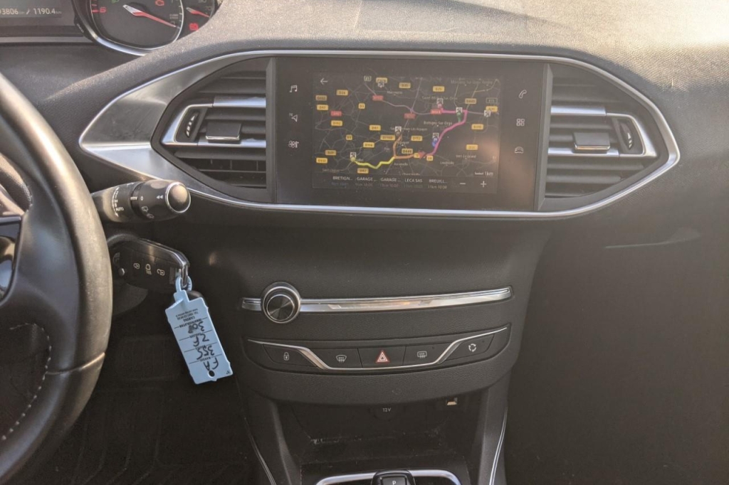 Peugeot 308 2018 photo 3