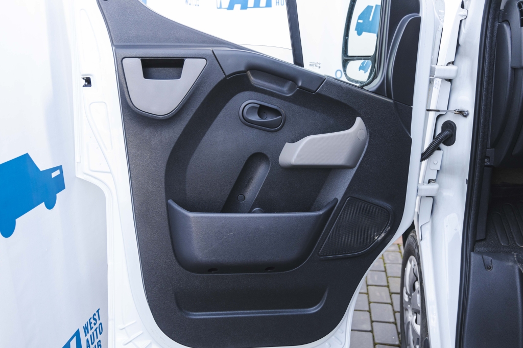 Nissan NV400 2017 фото 13