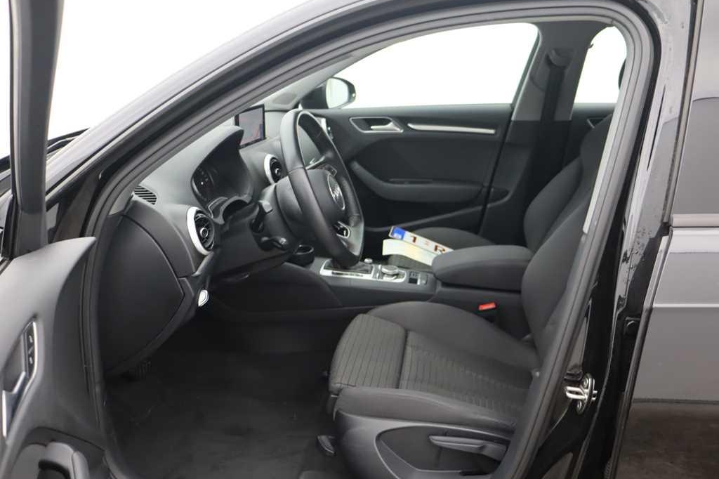 Audi A3 Sportback 2017 фото 1