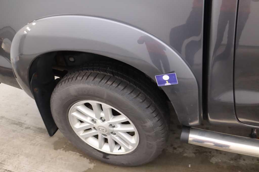 Toyota Hilux 2015 фото 10