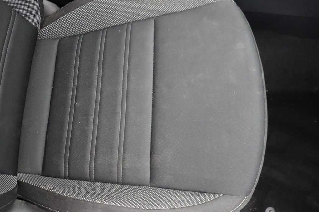 Skoda Octavia Combi 2018 photo 31