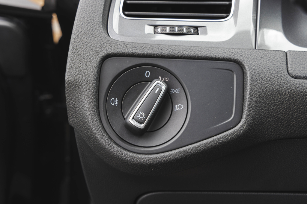 Volkswagen e-Golf 2014 фото 16