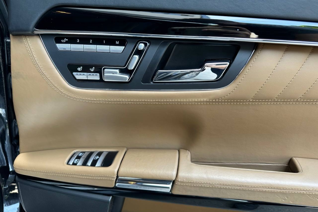 Mercedes-Benz S 600 GUARD B6/B7 2007 photo 19