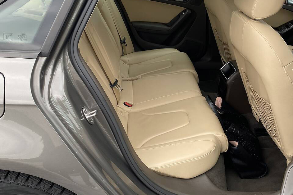 Audi A4 2013 photo 5