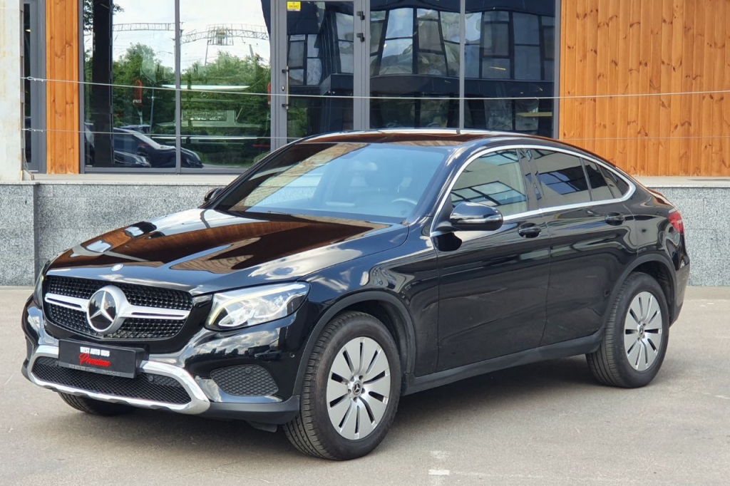 Mercedes-Benz GLC 250 2017 photo 2