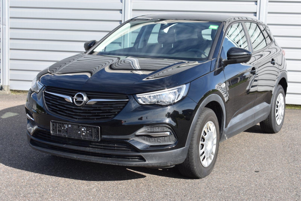 Opel Grandland X 2019 photo 2