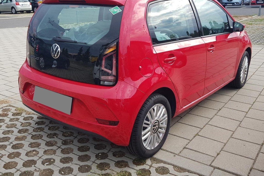 Volkswagen Up! 2020 photo 2