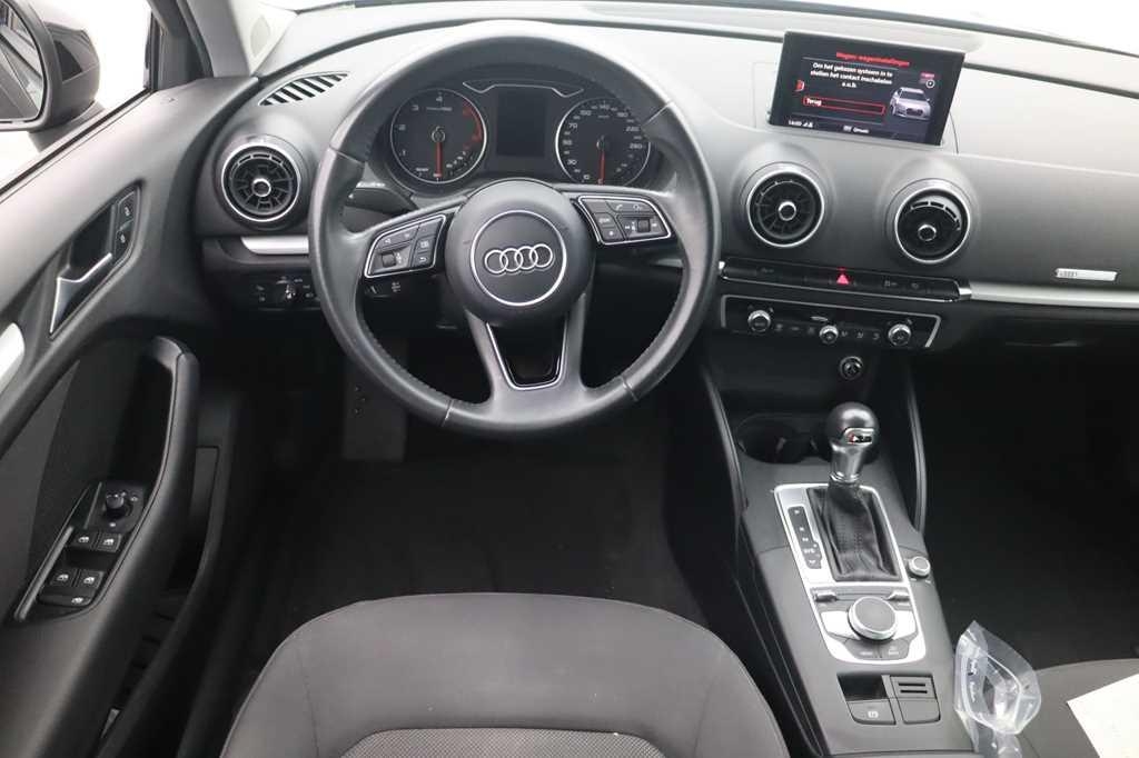 Audi A3 Sportback 2017 фото 5