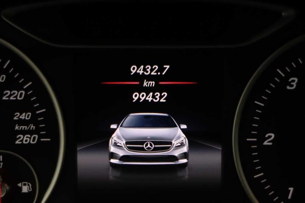 Mercedes-Benz A-Klasse 2017 photo 4