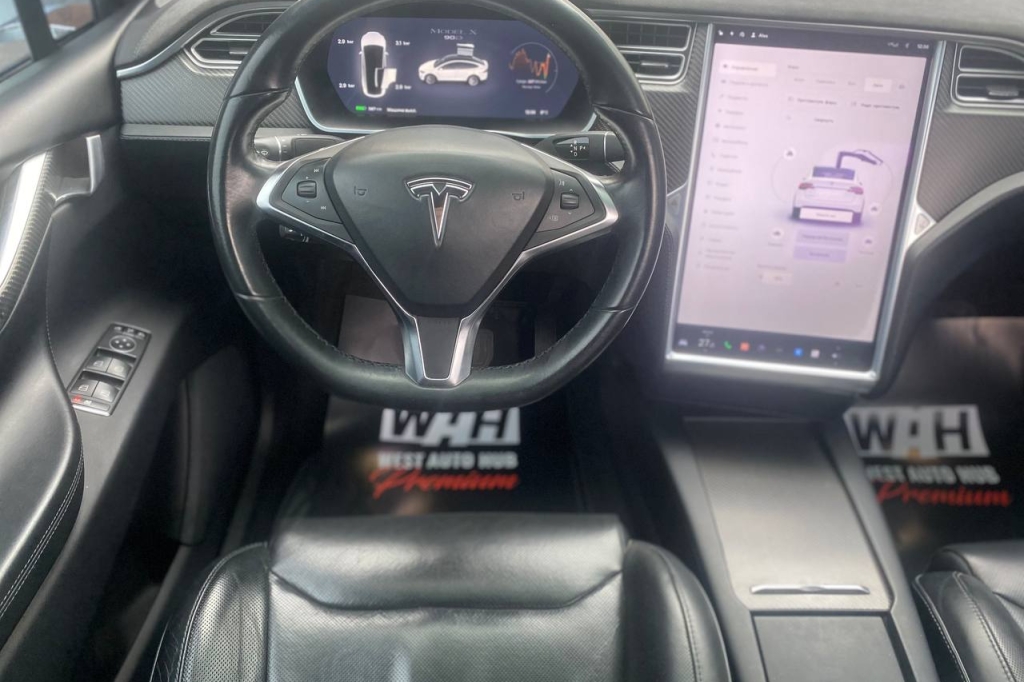 Tesla Model X 90D 2016 фото 18