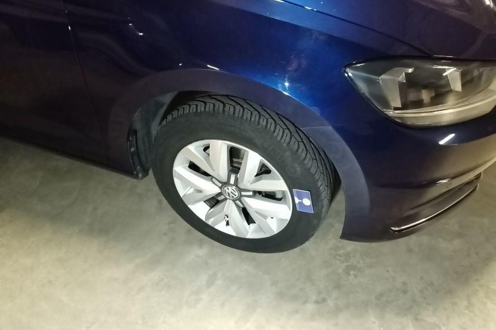 Volkswagen Touran 2016 photo 17